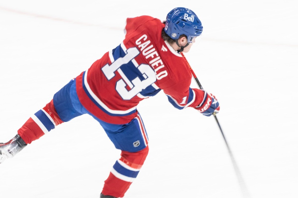 Cole Caufield en action avec le Canadien