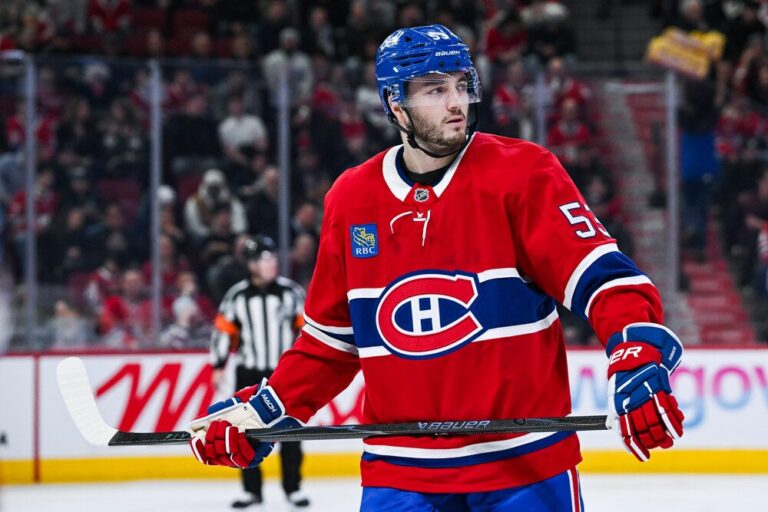 Une frousse pour Noah Dobson après un lancer au visage