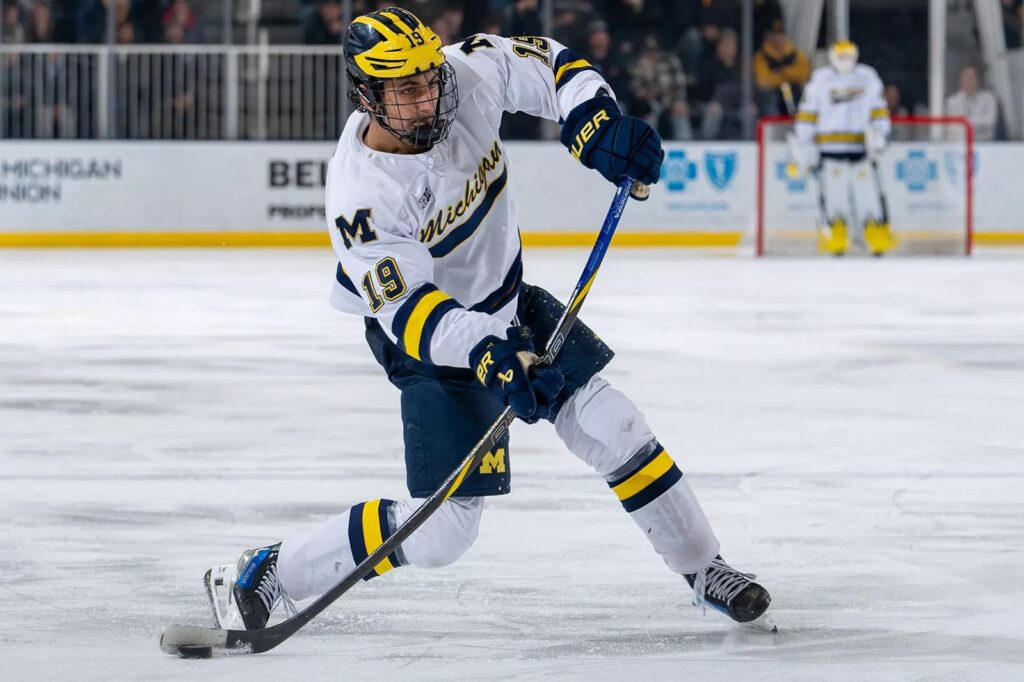 Michael Hage avec les Wolverines du Michigan