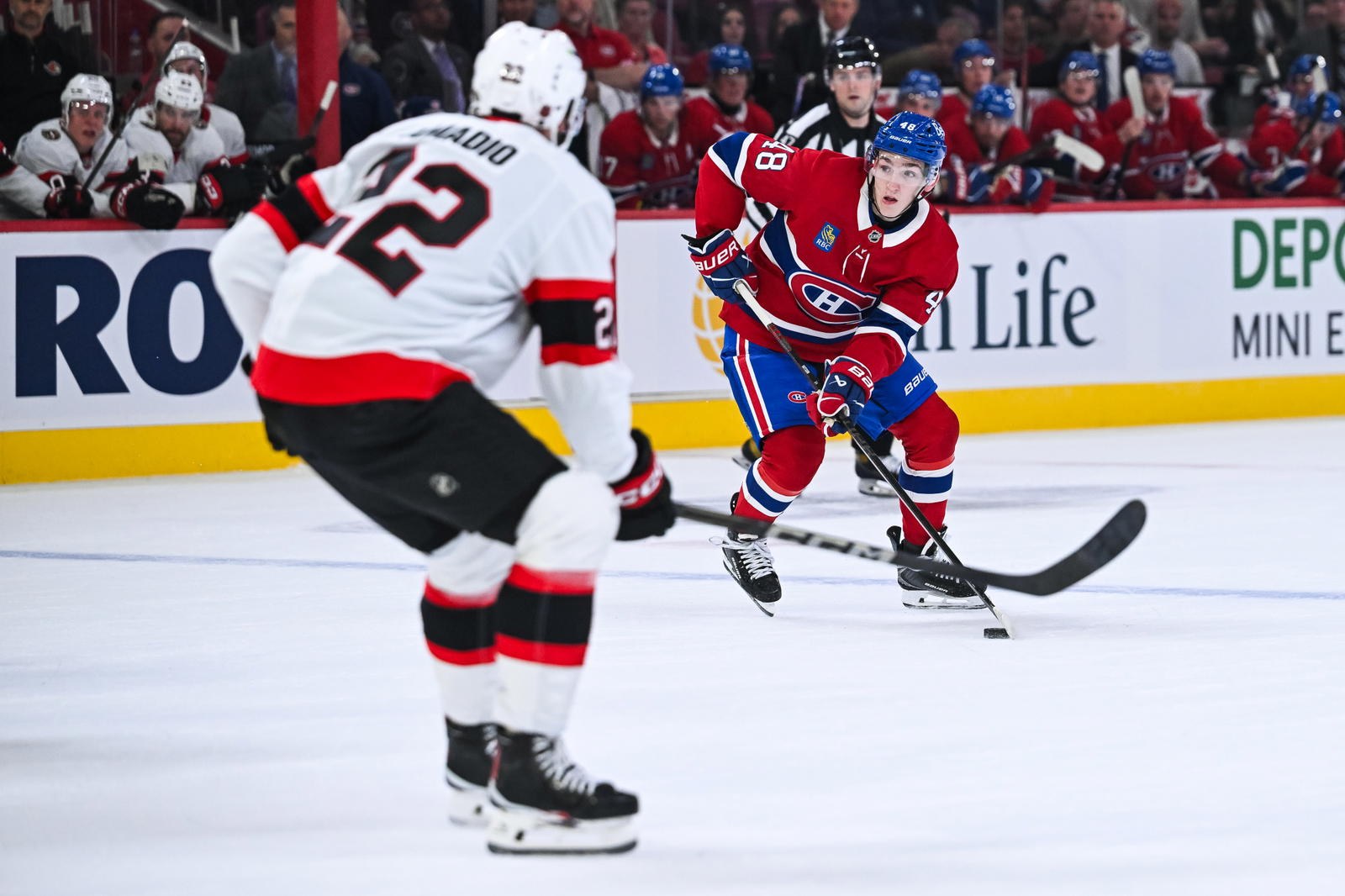 Lane Hutson avec les Canadiens de Montréal