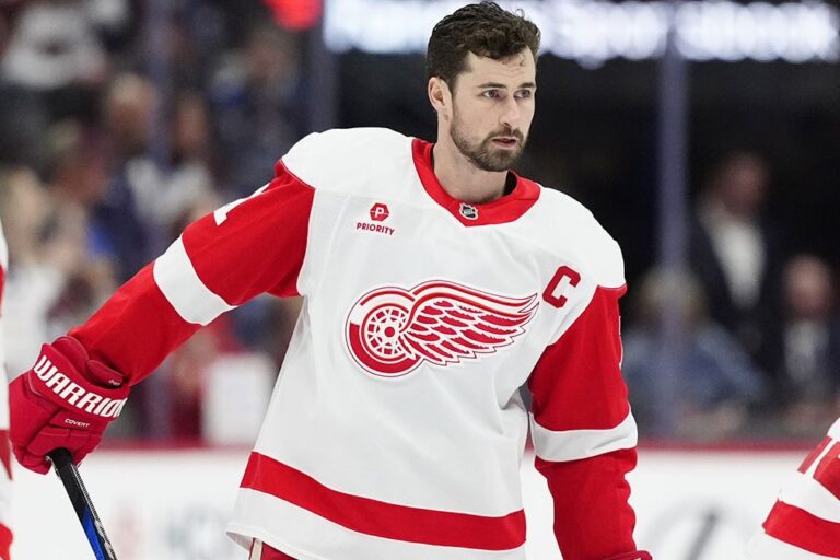 Dylan Larkin des Red Wings de Detroit