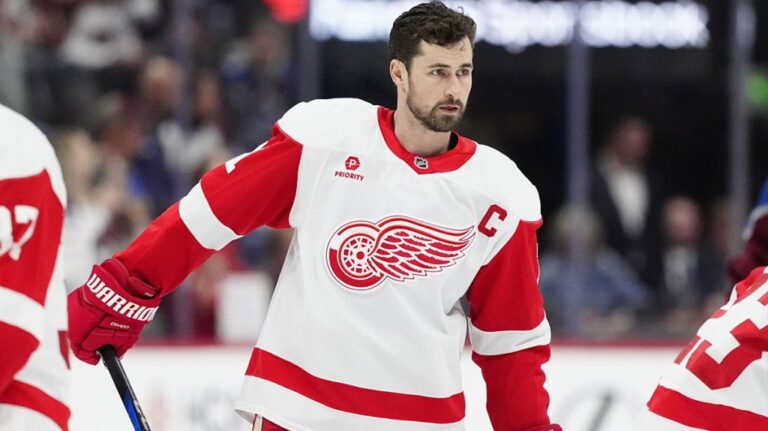« We Want Larkin » : un ancien recruteur du CH trouve les chants « gênants »