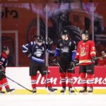 Jeunes joueurs de la LHJMQ lors d'un match des meilleurs espoirs de la LCH