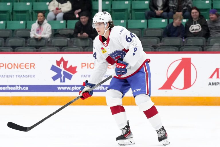 David Reinbacher rappelé par le Canadien