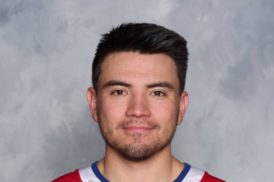 Portrait de Nick Suzuki, capitaine du Canadien