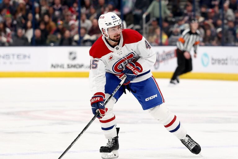 Alexandre Carrier veut rester à Montréal, mais le Canadien n&rsquo;a pas encore ouvert les discussions