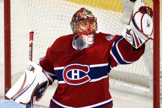 Jaroslav Halak devant son filet avec le chandail du Canadien