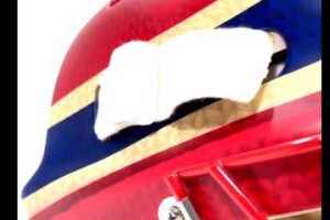 Masque spécial Classique Héritage d'un gardien du Canadien avec la tuque de José Théodore