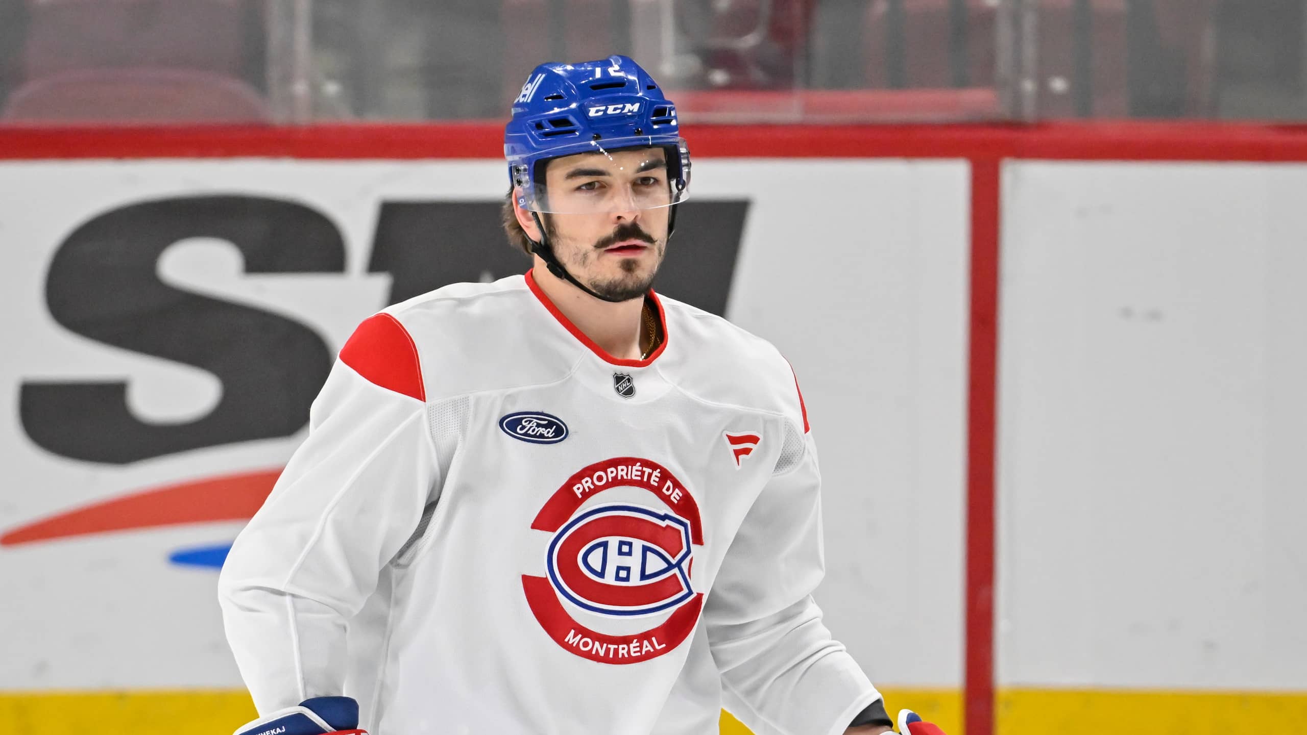 Arber Xhekaj à l'entraînement du Canadien